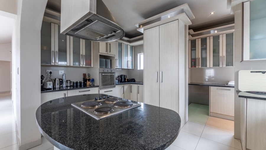 4 Bedroom Property for Sale in Parklands Western Cape